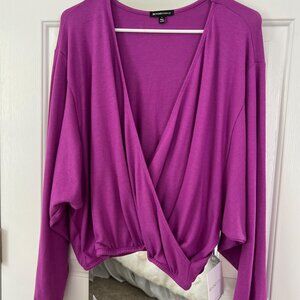 NWT Beyond Yoga Long Sleeve Twist Top